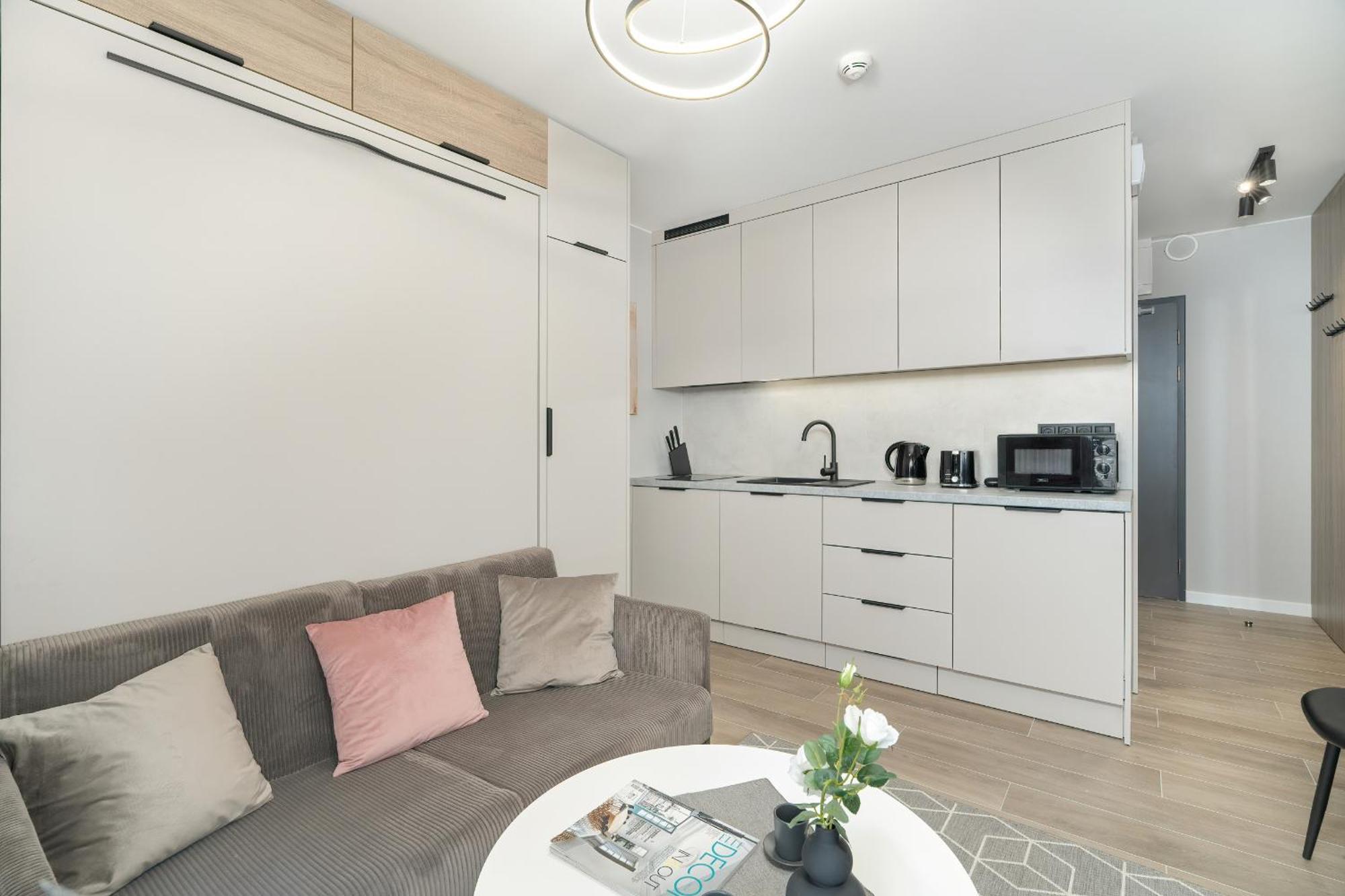 Nadolnik With Balcony & Ac By Rent Like Poznan