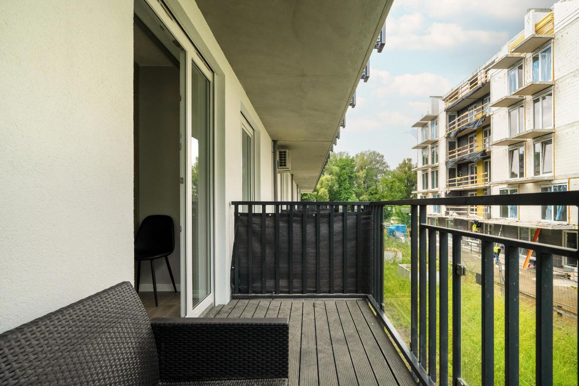 Nadolnik With Balcony & Ac By Rent Like Apartamento
