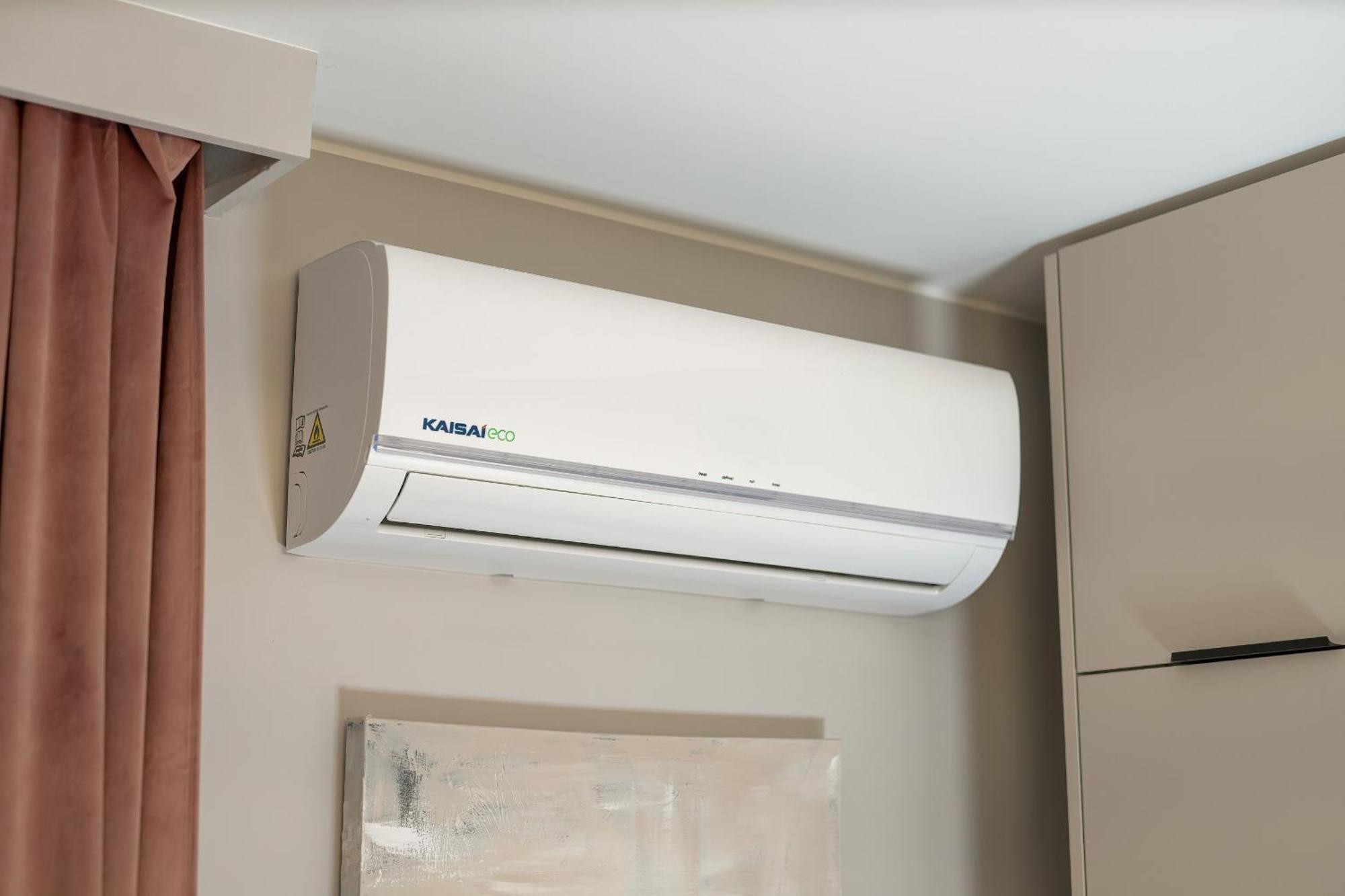 Nadolnik With Balcony & Ac By Rent Like *